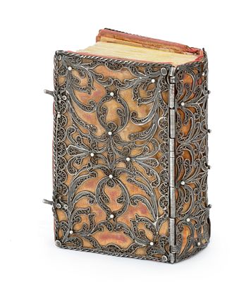 כריכת פיליגרן מיניאטורית מעוטרת – סידור "בית תפילה" – ליוורנו, תרכ"ב, 1862. כריכת פיליגרן 