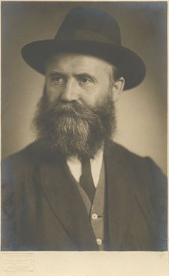 Collection of Portrait Photographs – Rabbi Yechezkel Shag-Zwebner and His Son Rabbi Avraham 