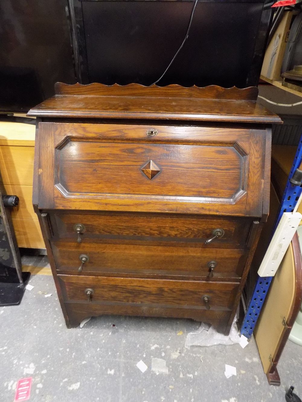 Lot 552