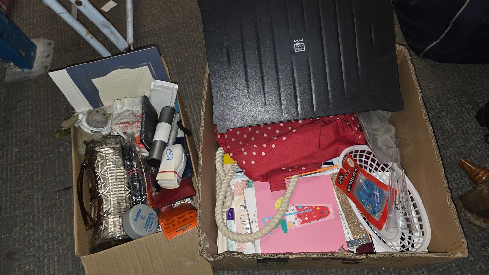 Lot 181 – A Collection of Miscellaneous Household and Office Supplies