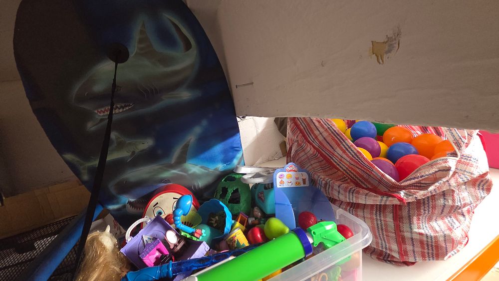 Lot 215 – A Collection of Children’s Toys