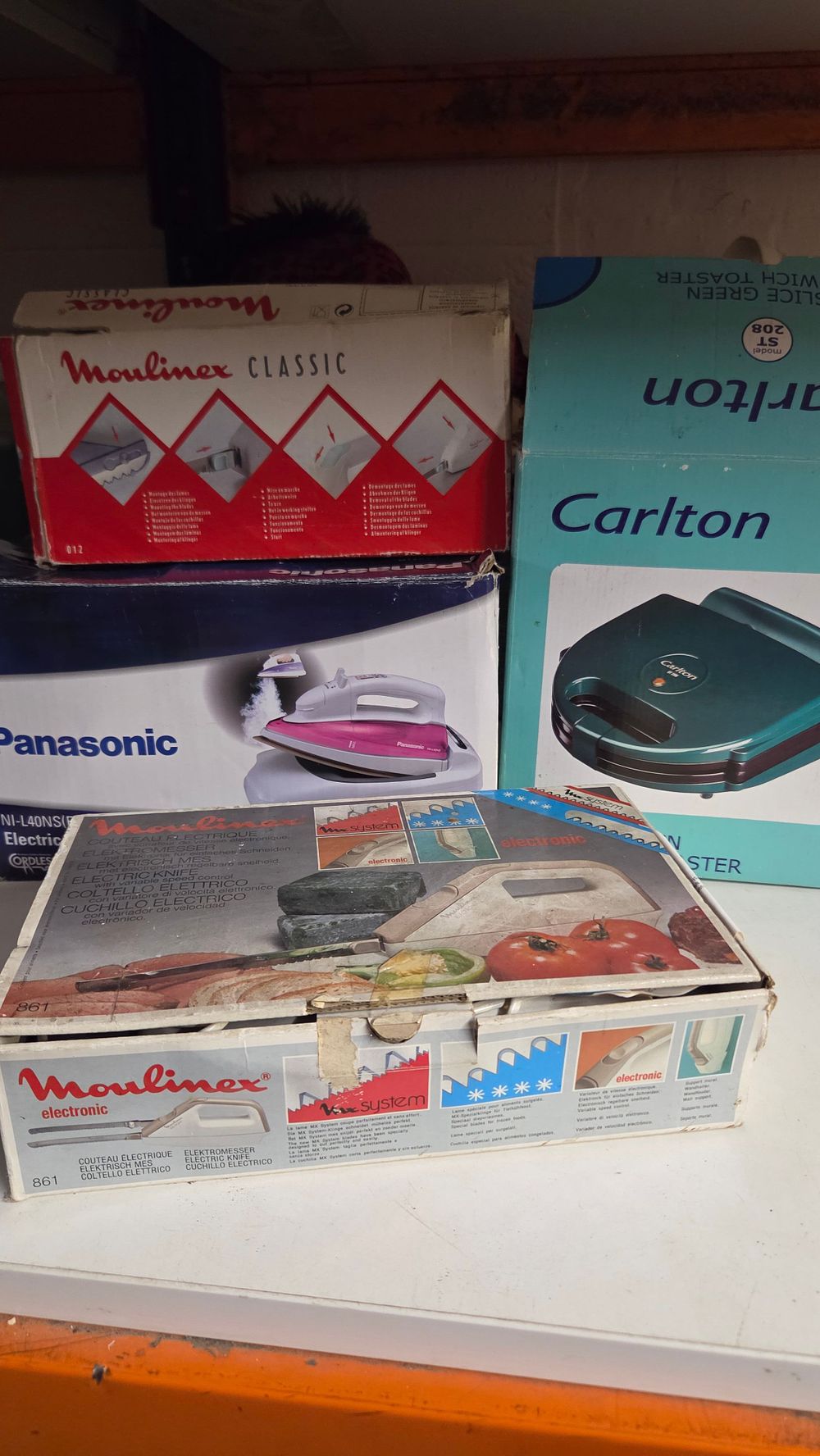 Lot 237 – Selection of Boxed Electricals