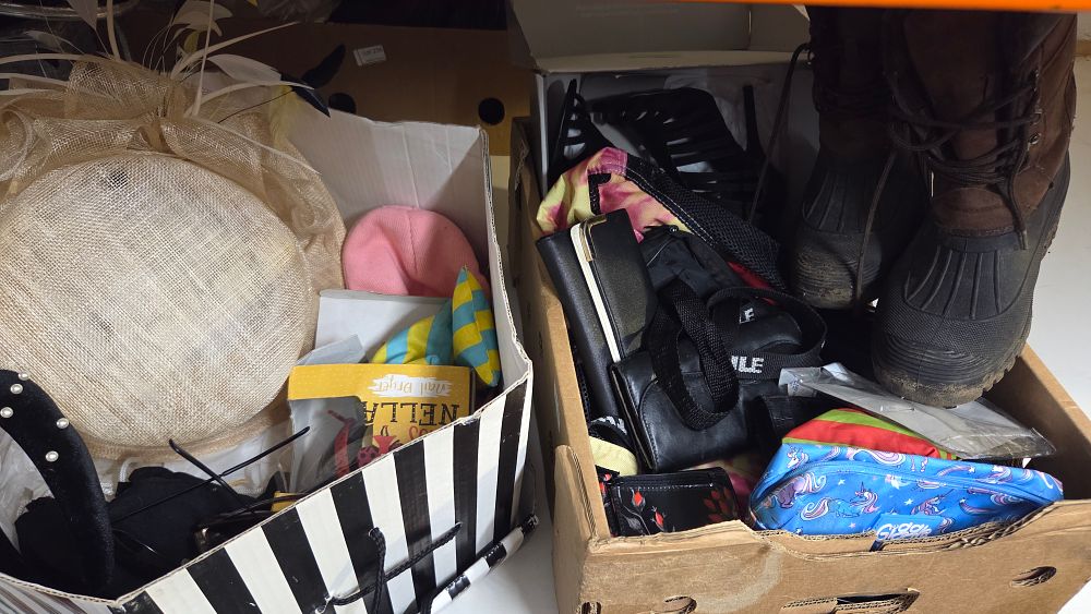 Lot 238 – A Selection of purses, hats and footwear