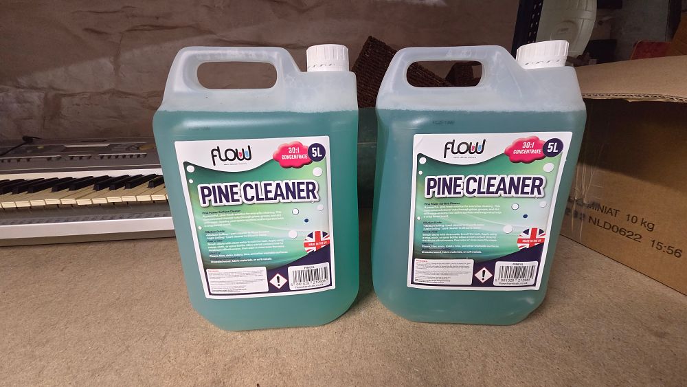 Lot 366 – 2 Bottles of Flow Pine Cleaner 5L