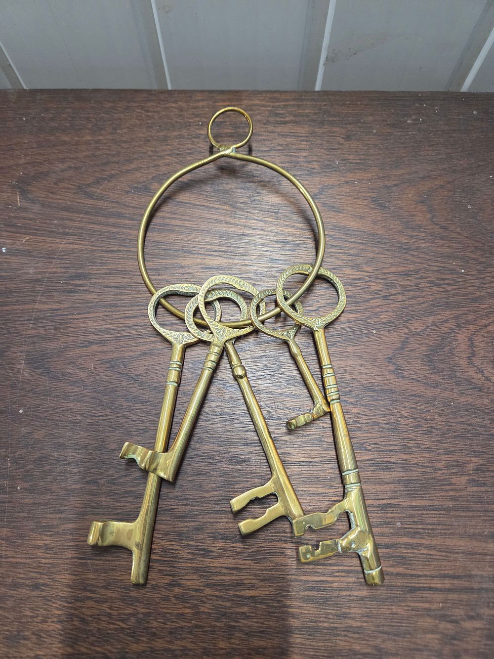 Lot 601 – A Collection of Vintage Brass Skeleton Keys on a Ring