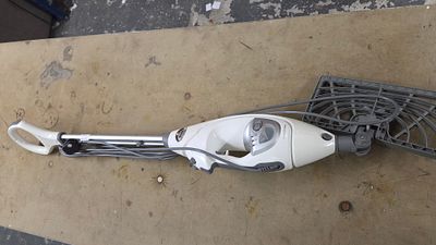 Shark Lift-Away Professional Steam Pocket Mop. Powers on