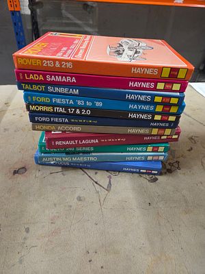 A Collection of Haynes Owners Workshop Manuals