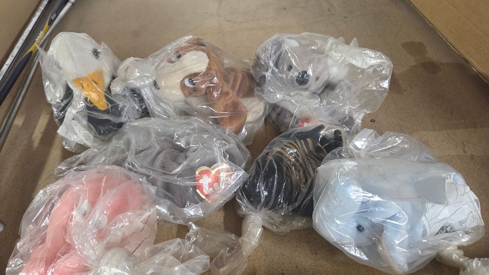Lot 174 – A Collection of Ty Beanie Babies Plush Animal Toys