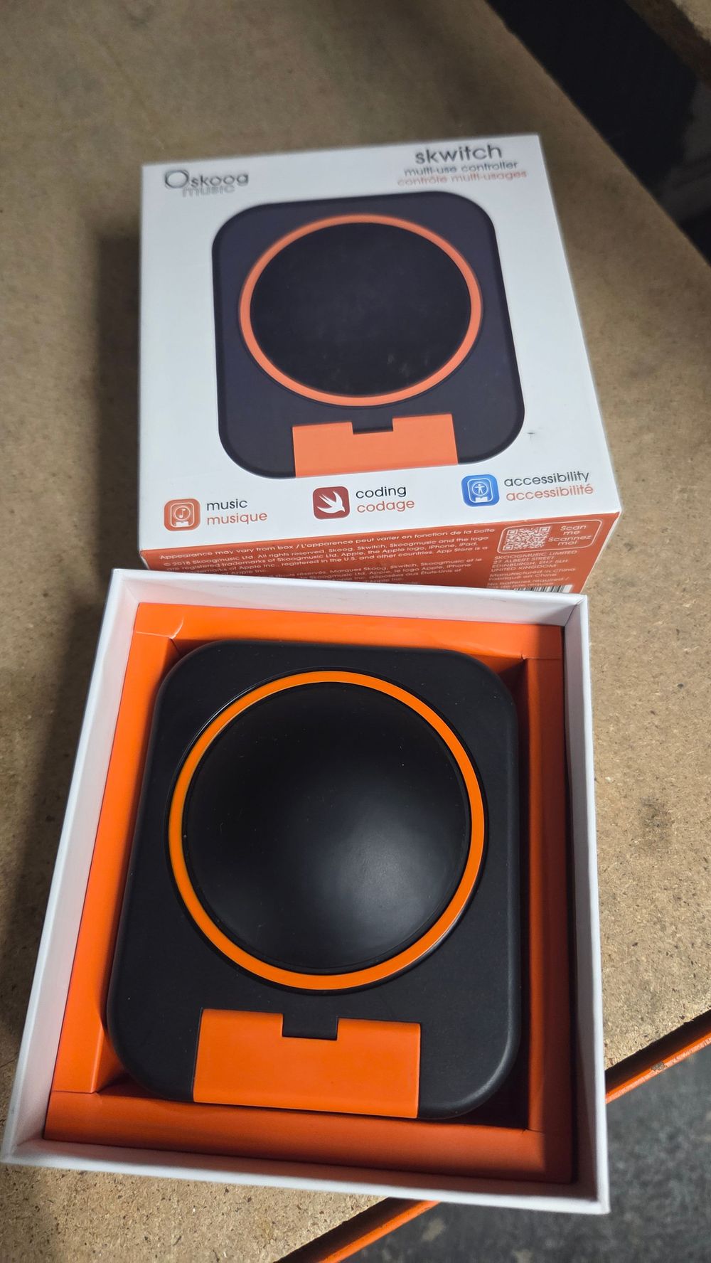 Lot 178 – Skoogmusic Skwitch Multi-use Controller with Original Packaging