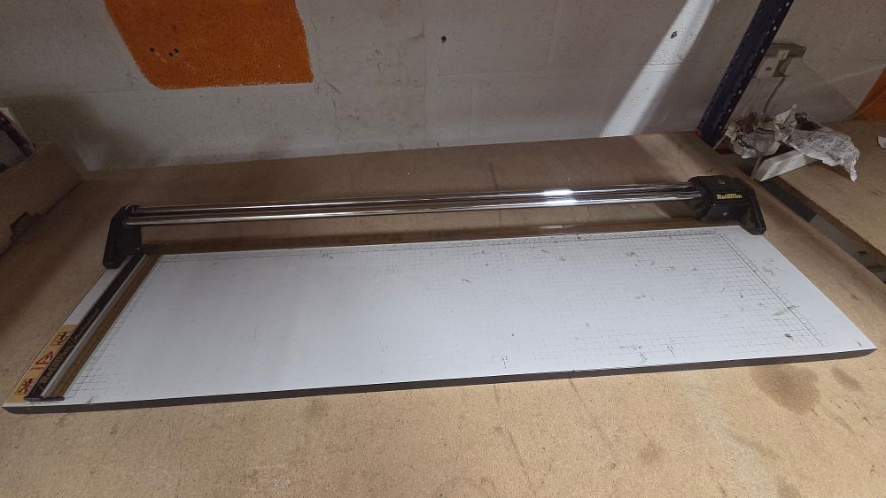 Lot 184 – Rotatrim Professional M24 Rotary Paper Trimmer