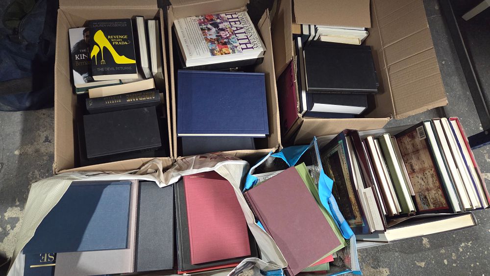 Lot 191 – A Collection of Assorted Books