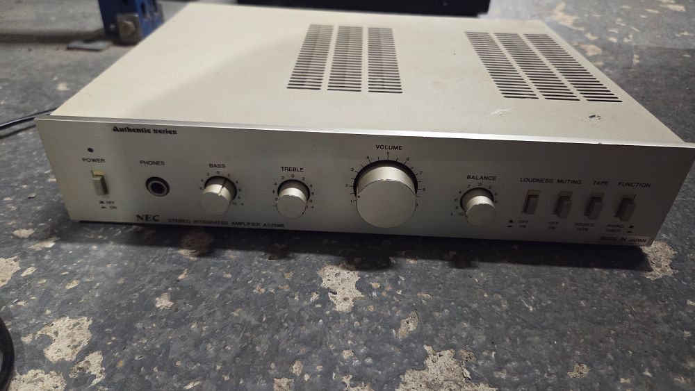 Lot 194 – NEC Authentic Series A225ME Stereo Integrated Amplifier