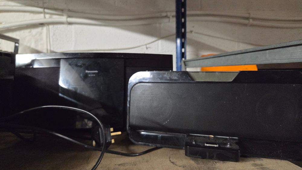 Lot 220 – A Collection Electronic Devices Including Panasonic and Polaroid