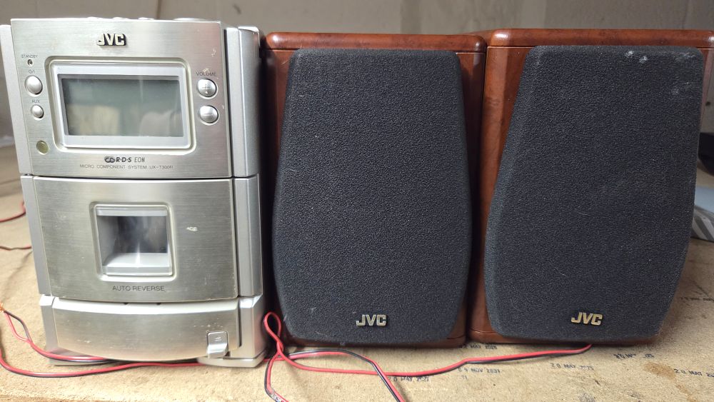 Lot 221 – JVC Micro Component System UX-T300R with a Pair of Speakers