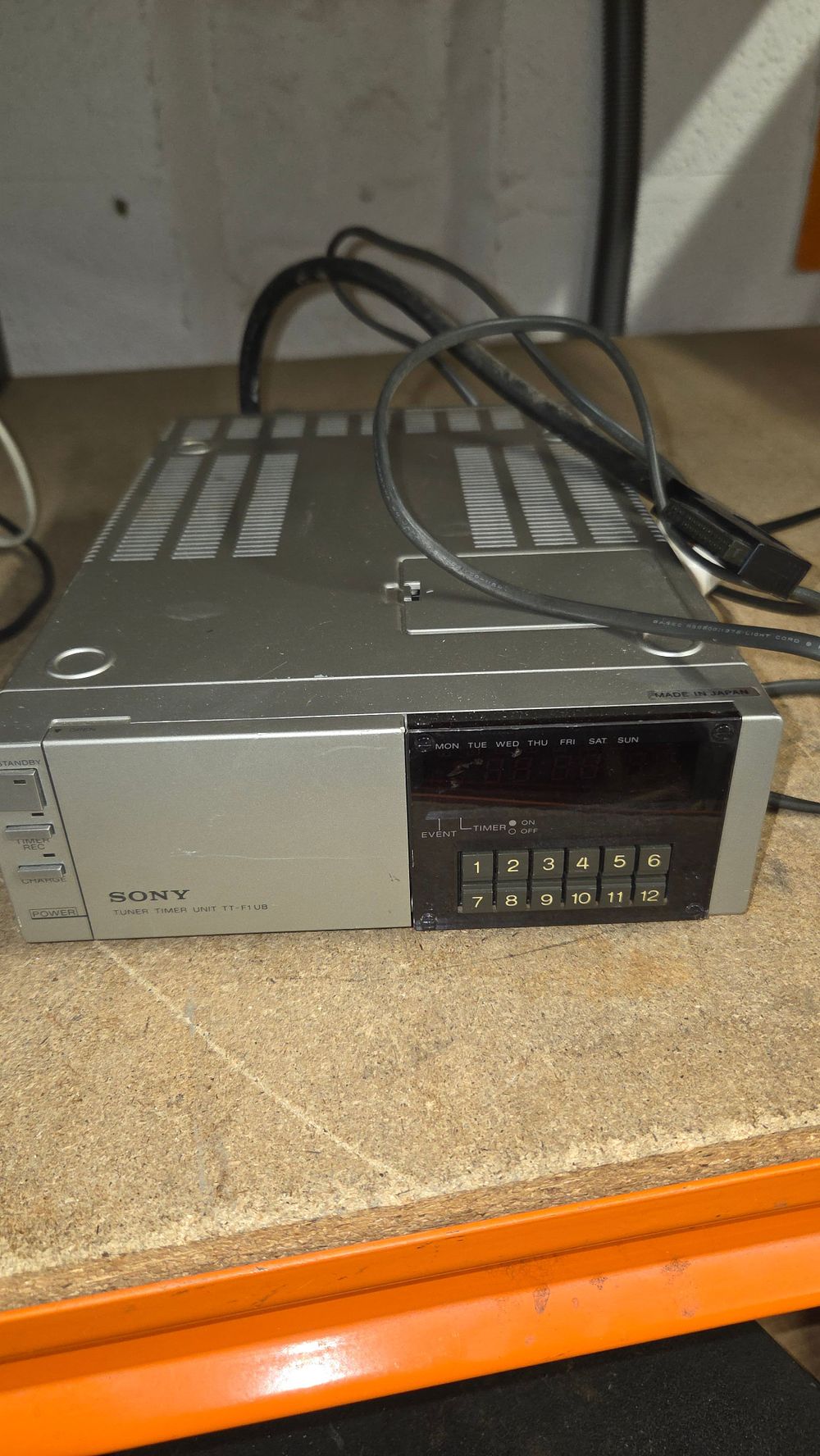 Lot 269 – Sony TT-F1UB Programmable Betamax Tuner Timer Unit