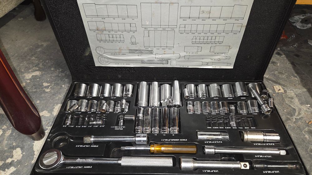 Lot 280 – A Collection of K-TOOLS Chrome Finished Socket Wrenches and Accessories
