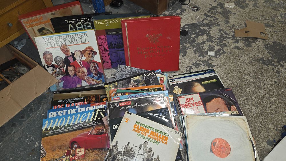 Lot 282 – A Collection of Vinyl Record Albums and Boxed Sets