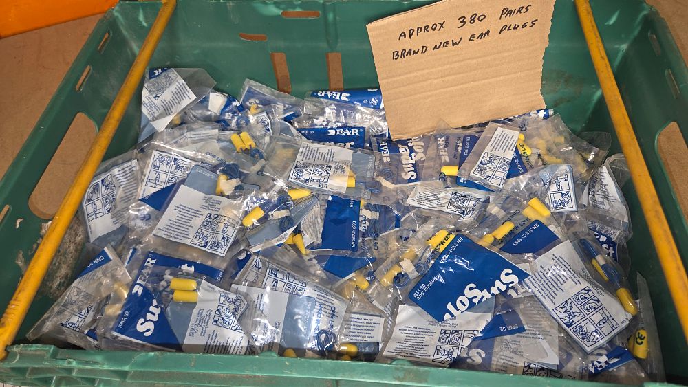 Lot 287 – Approximately 380 Pairs of E-A-R SuperSoft Foam Earplugs