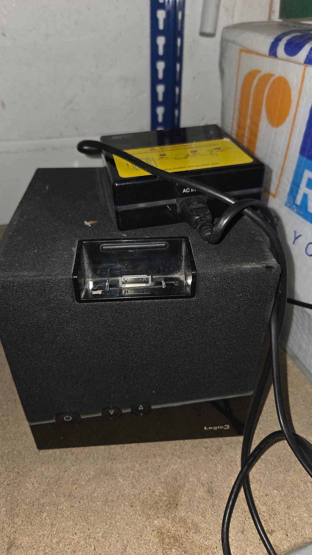 Lot 390 – Logic3 Docking Station Speaker with Power Adaptor