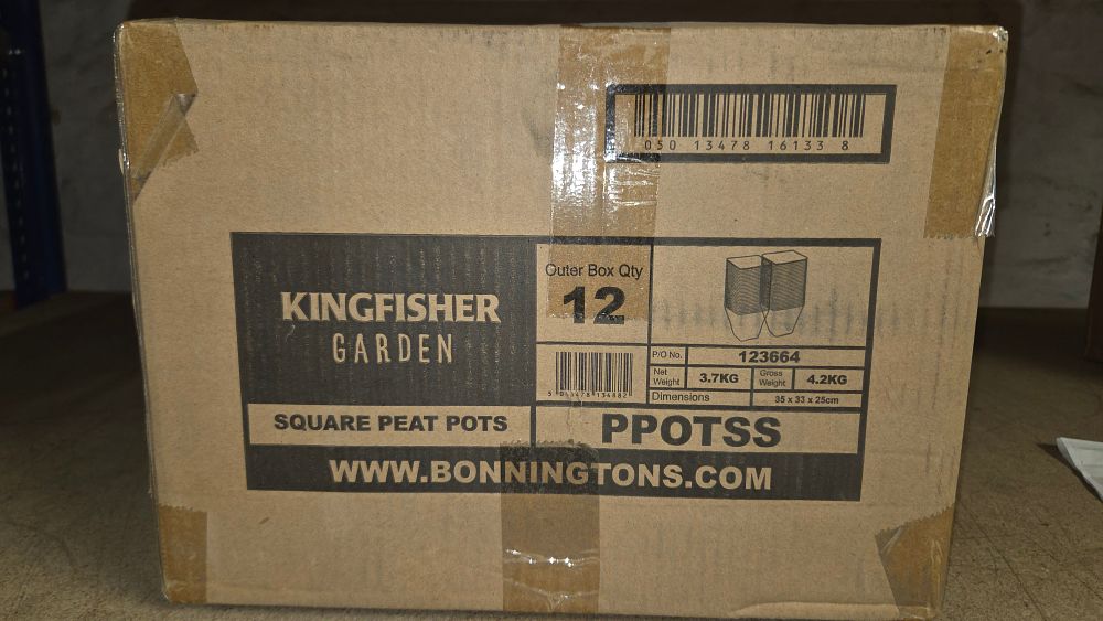 Lot 442 – A Box of Kingfisher Garden Square Peat Pots