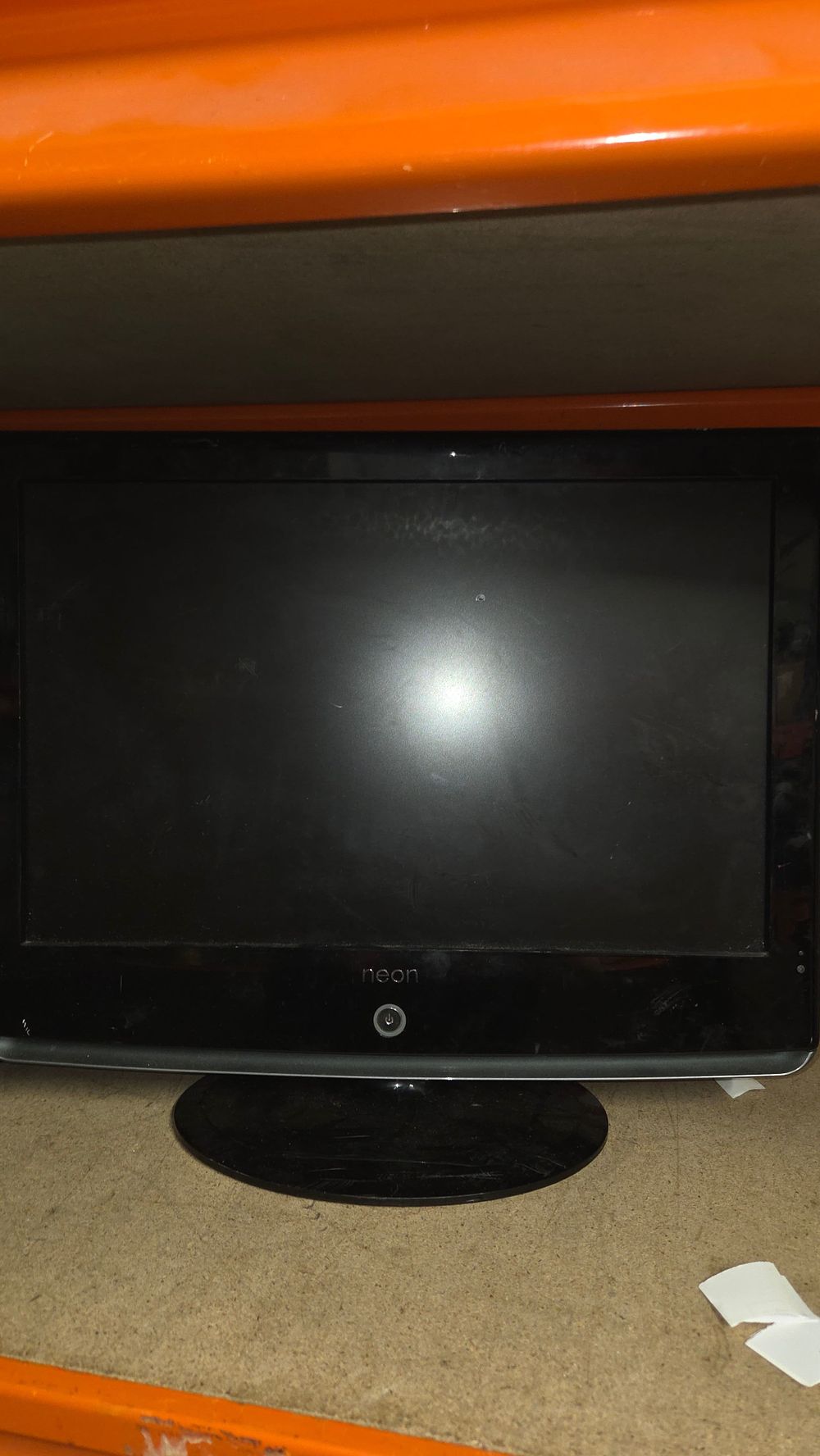 Lot 455 – Neon Television