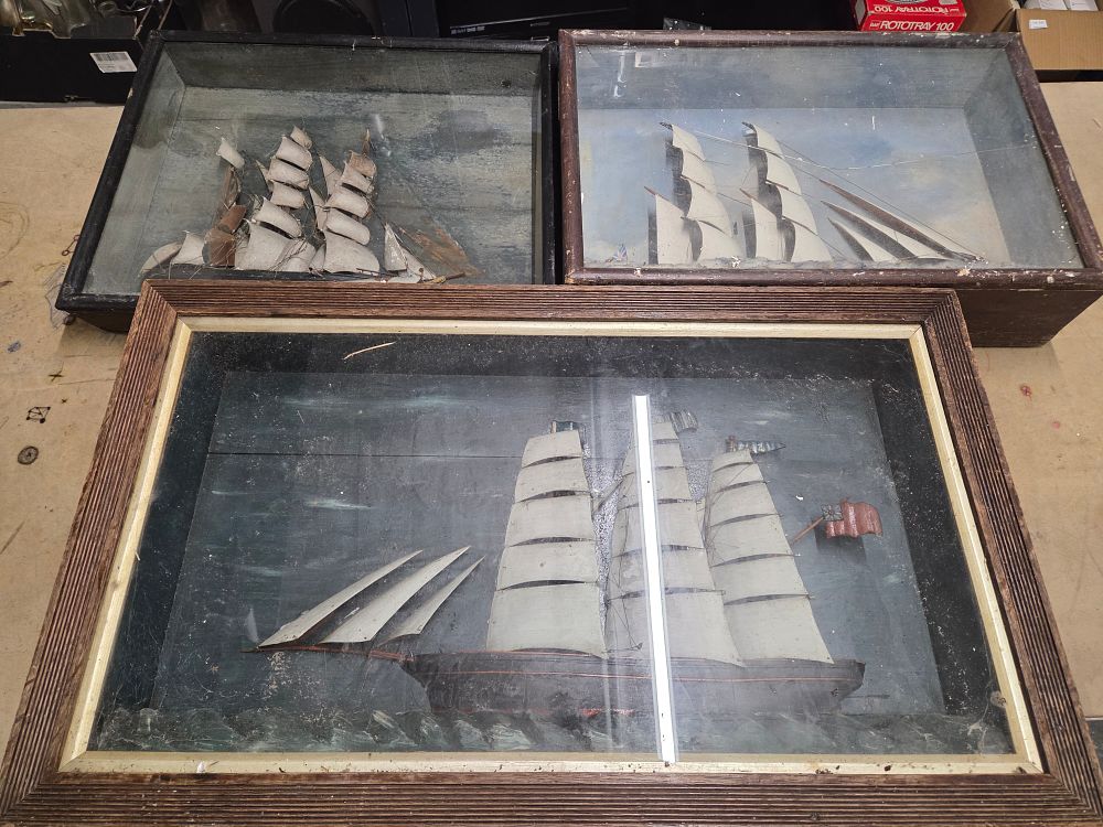 Lot 481 – A Trio of 19th Century Style Ship Dioramas