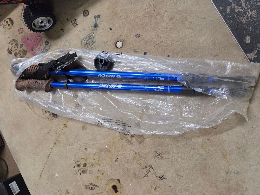 Lot 514 – A Pair of HI-TEC Antishock Telescopic Trekking Poles