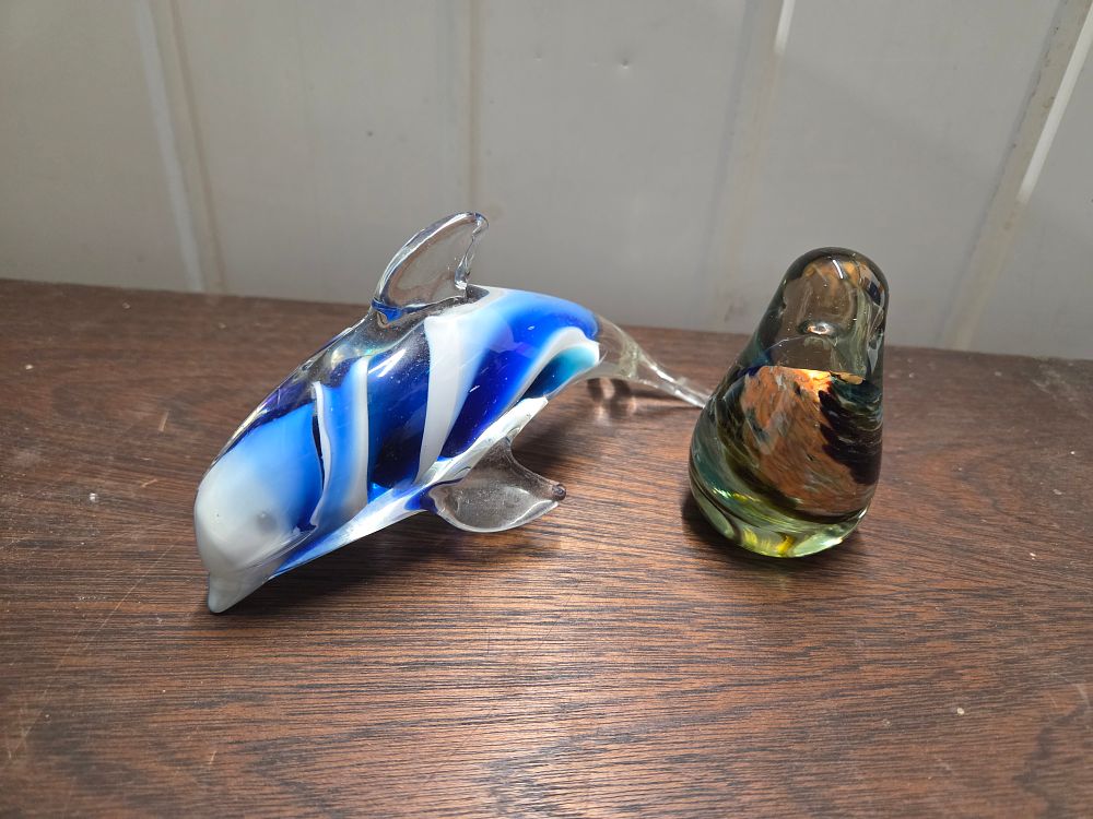 Lot 615 – Two Art Glass Figurines Including Dolphin and Bird