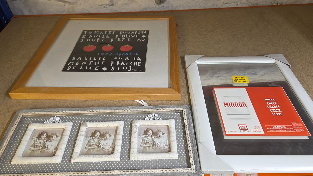 Lot 192 – A Trio of Assorted Wall Frames and Mirror