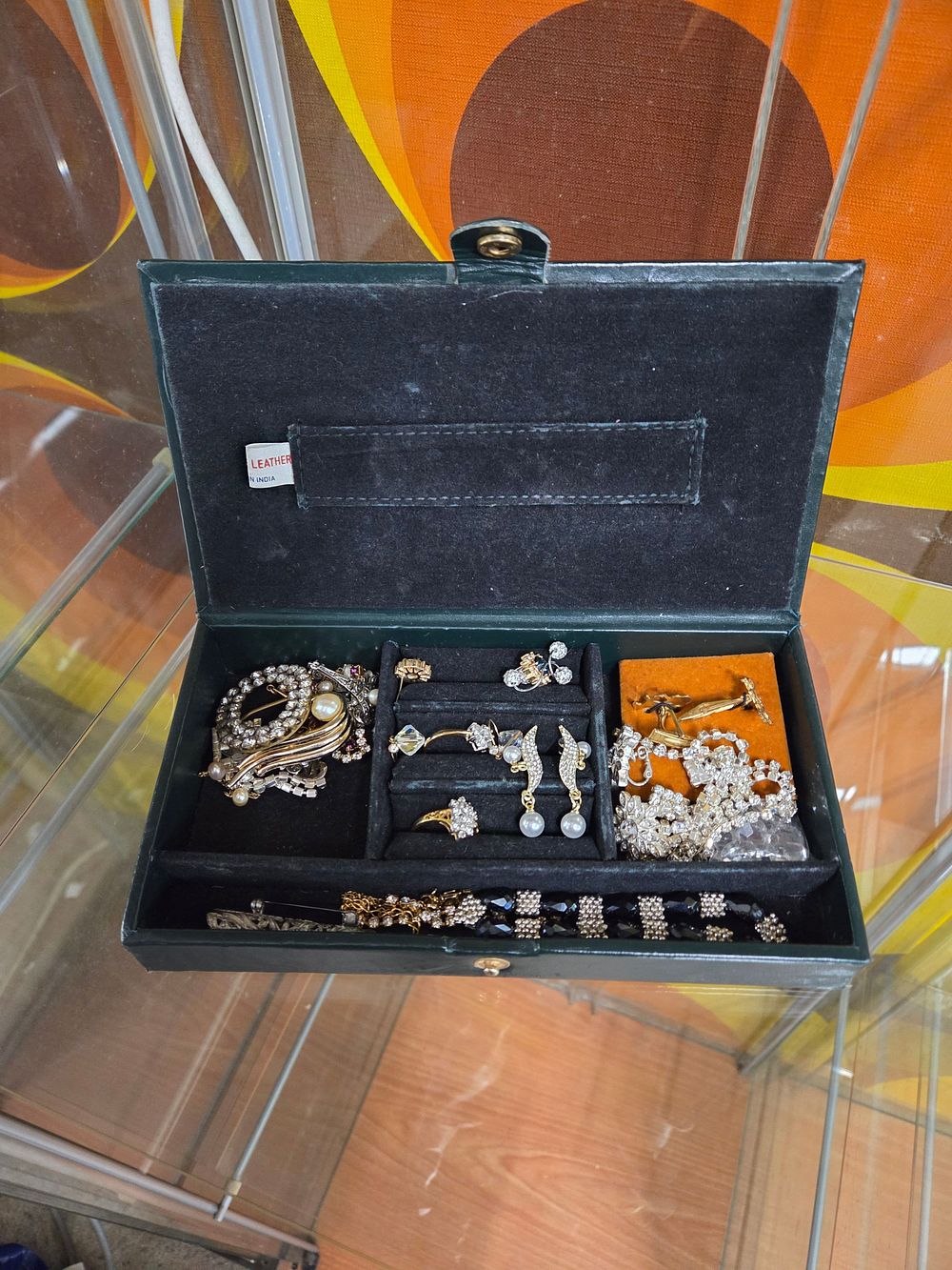 Lot 601 – A Collection of Costume Jewellery in a Leather Box