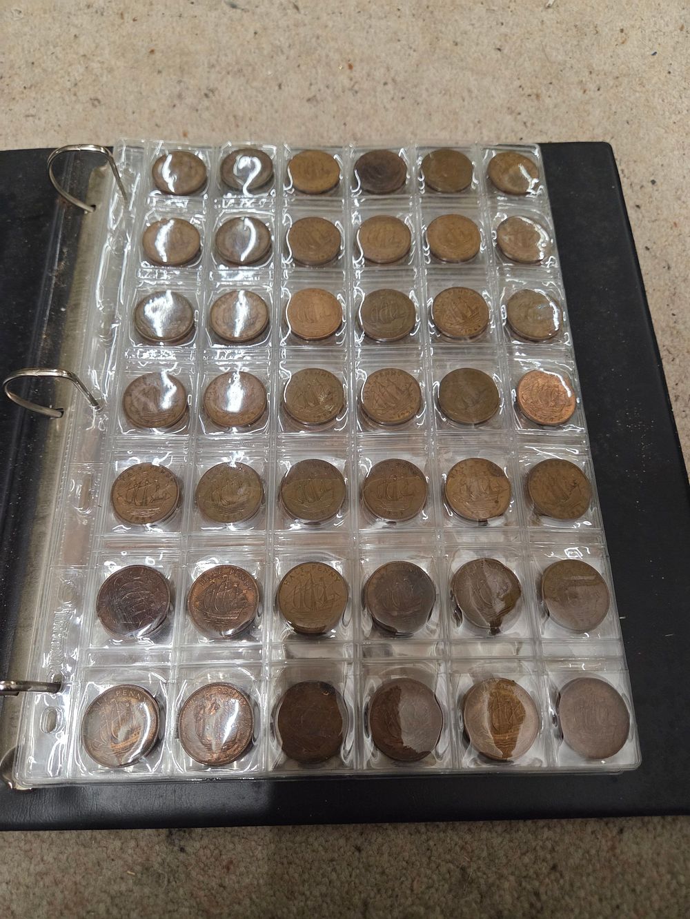 Lot 614 – A Collection of British Bronze Pennies and Half Pennies