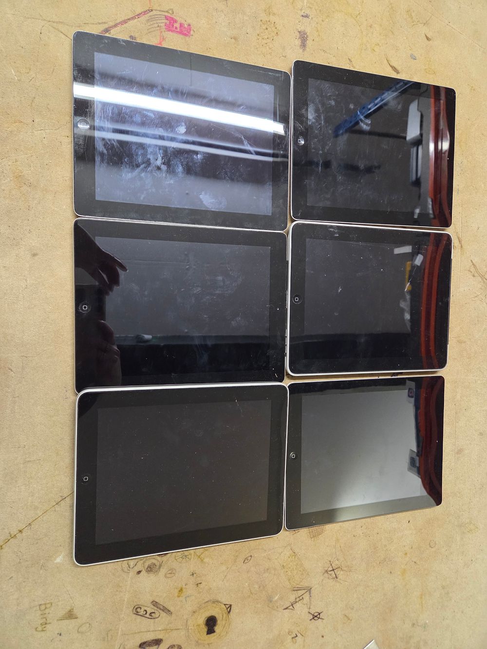 Lot 265 – A Collection of Apple iPad 1st Generation Tablets