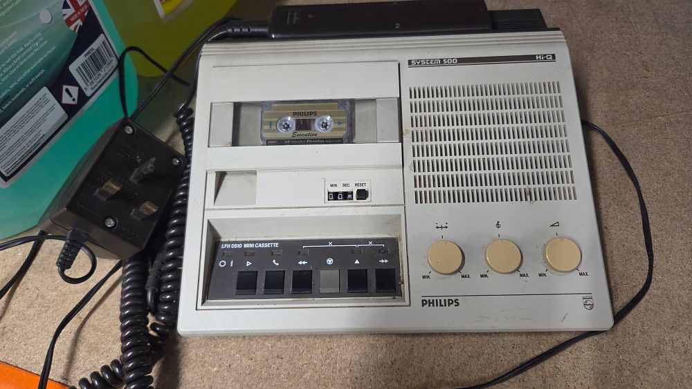 Lot 319 – Philips System 500 LFH 0510 Mini Cassette Dictation Machine