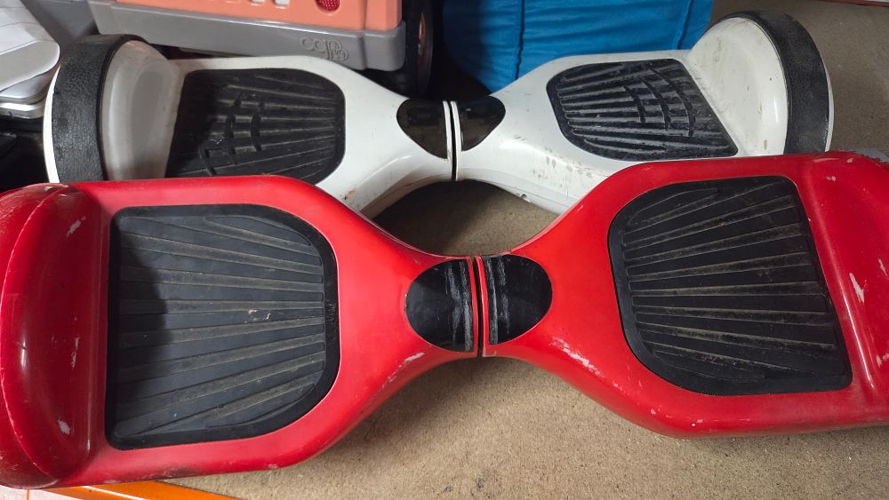 Lot 325 – A Pair of Hoverboards