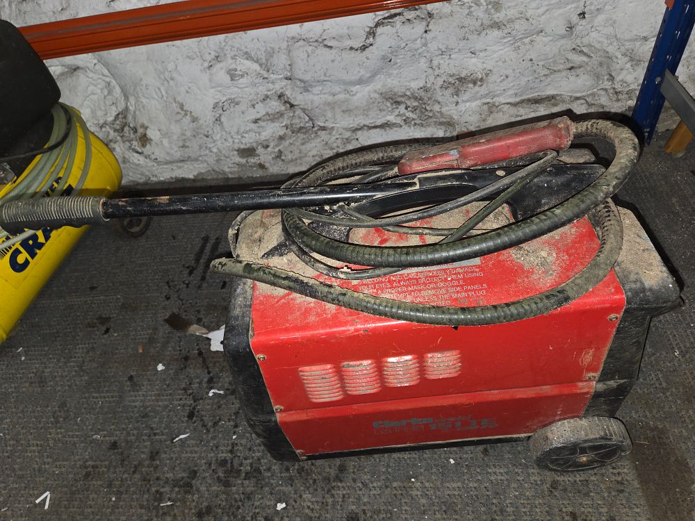 Lot 430 – Clarke MIG 151TE Turbo Welder with Cables and Torch