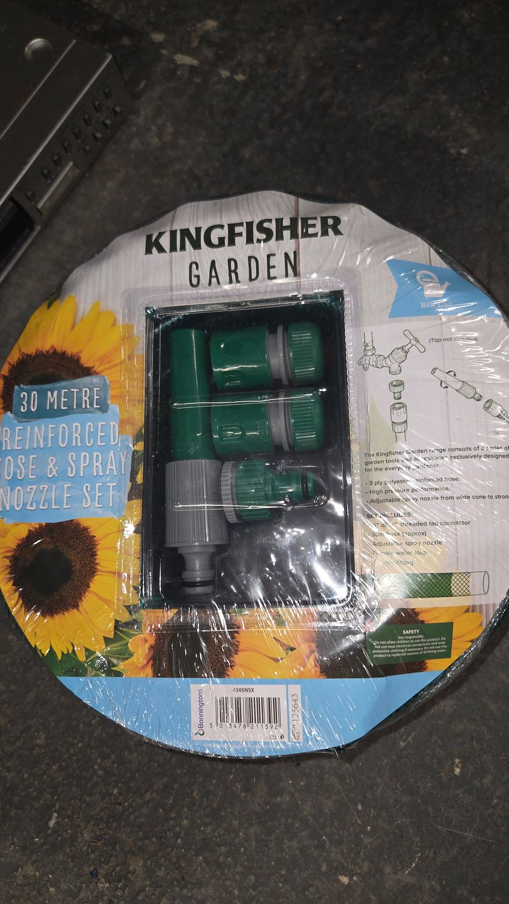 Lot 394 – Kingfisher Garden 30 Metre Reinforced Hose and Spray Nozzle Set