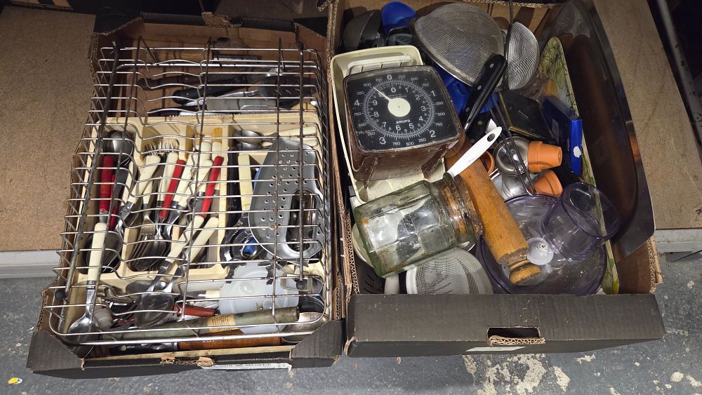 Lot 169 – A Collection of Assorted Kitchenware Including a Krups Scale