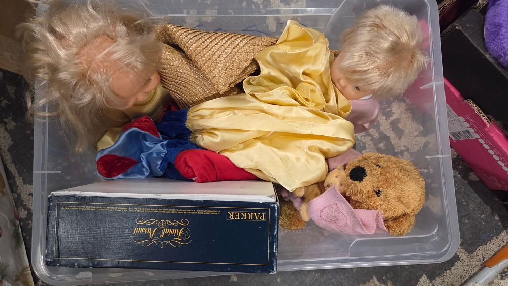 Lot 225 – A Collection of Dolls, Plush Bear and Trivial Pursuit Game
