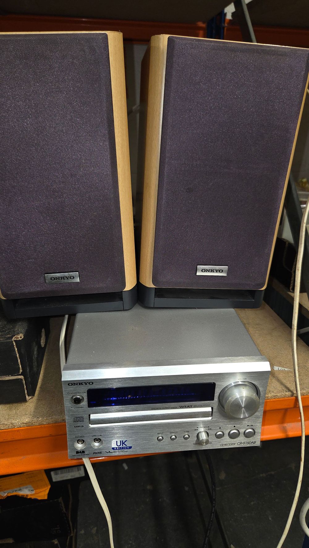 Lot 249 – Onkyo CR-515DAB CD Receiver and a Pair of Speakers