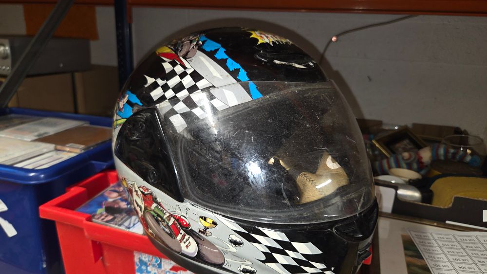 Lot 272 – Full-face motorcycle helmet with racing graphics