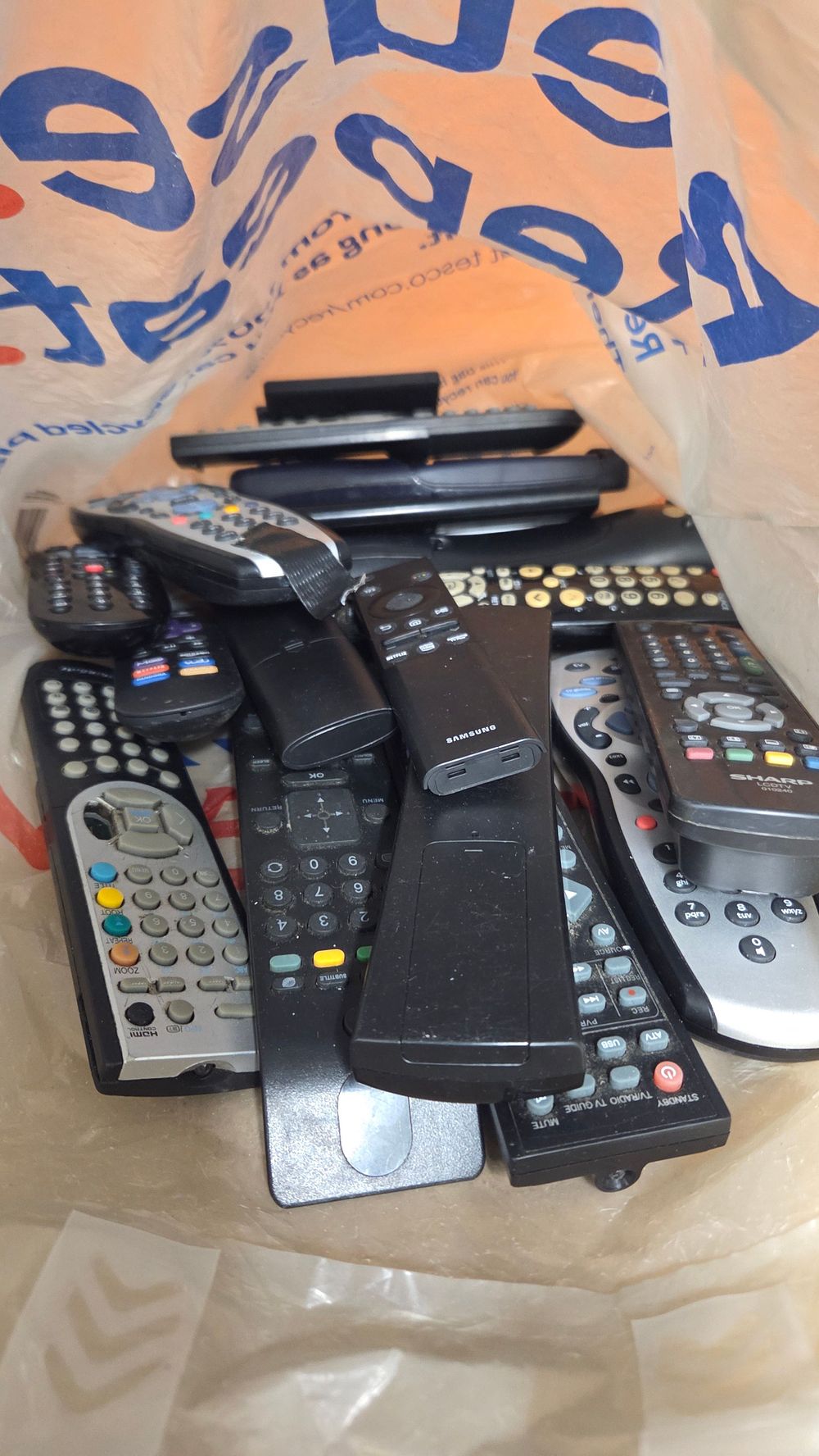 Lot 302 – A Collection of Miscellaneous Remote Controls