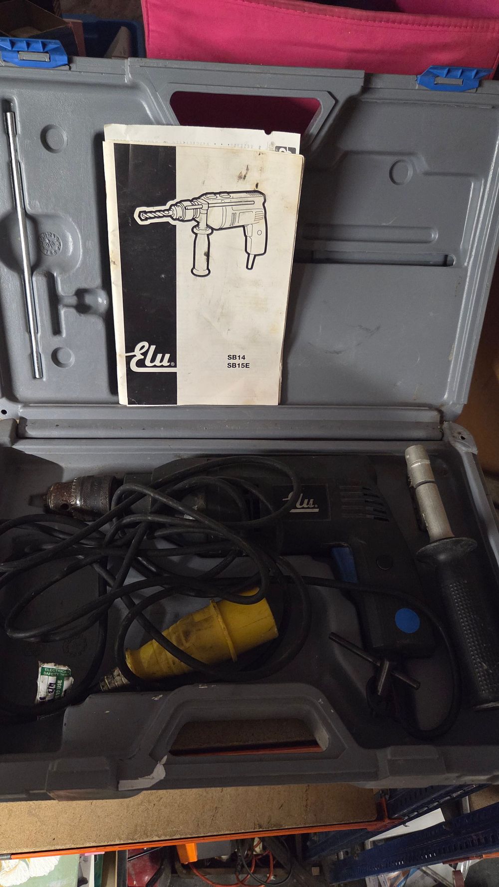 Lot 318 – Elu SB14 and SB15E Hammer Drill in Case