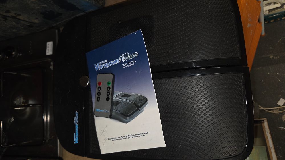 Lot 328 – Vibrapower Wave Vibration Exercise Machine