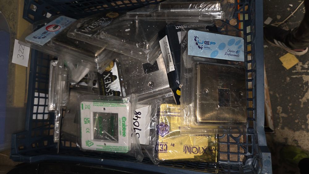 Lot 329 – A Collection of Assorted Electrical Switch and Socket Faceplates