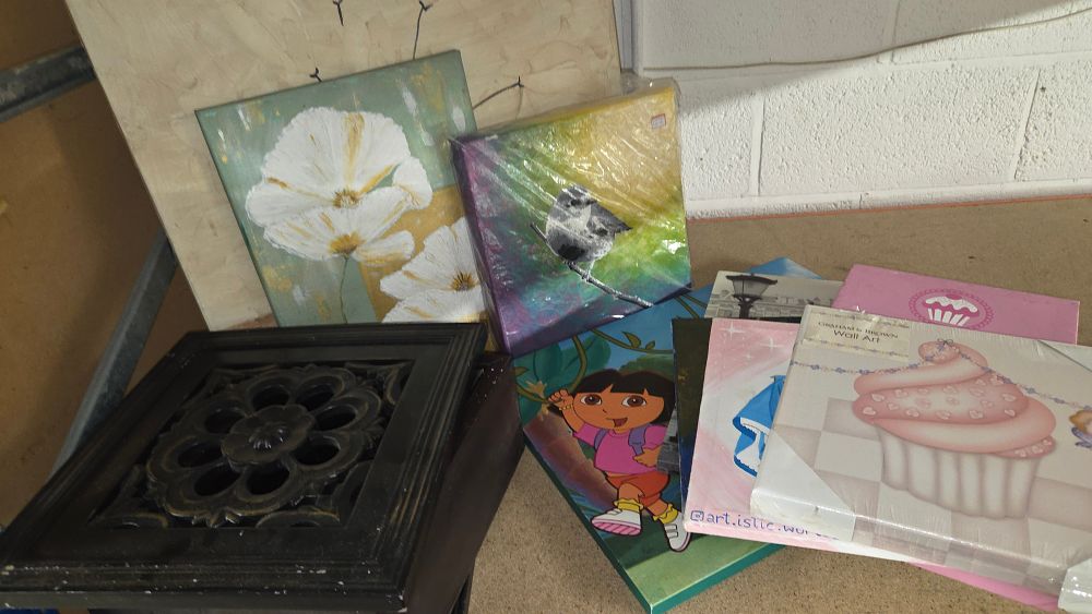 Lot 338 – A Collection of Assorted Wall Art and Decorative Panel