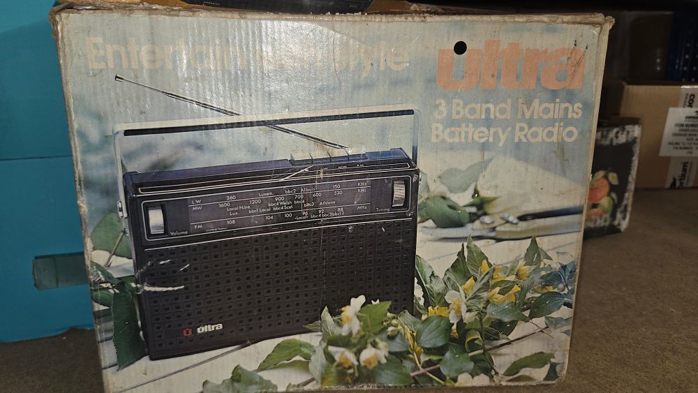 Lot 413 – Ultra 3 Band Mains Battery Radio in Original Box