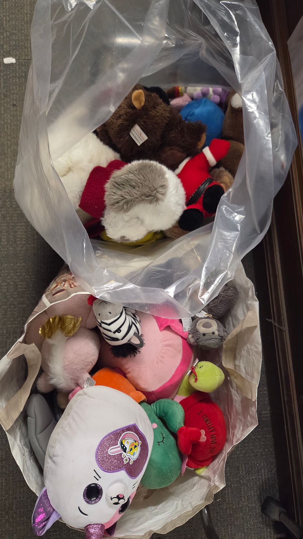 Lot 308 – A Collection of Assorted Plush Toys