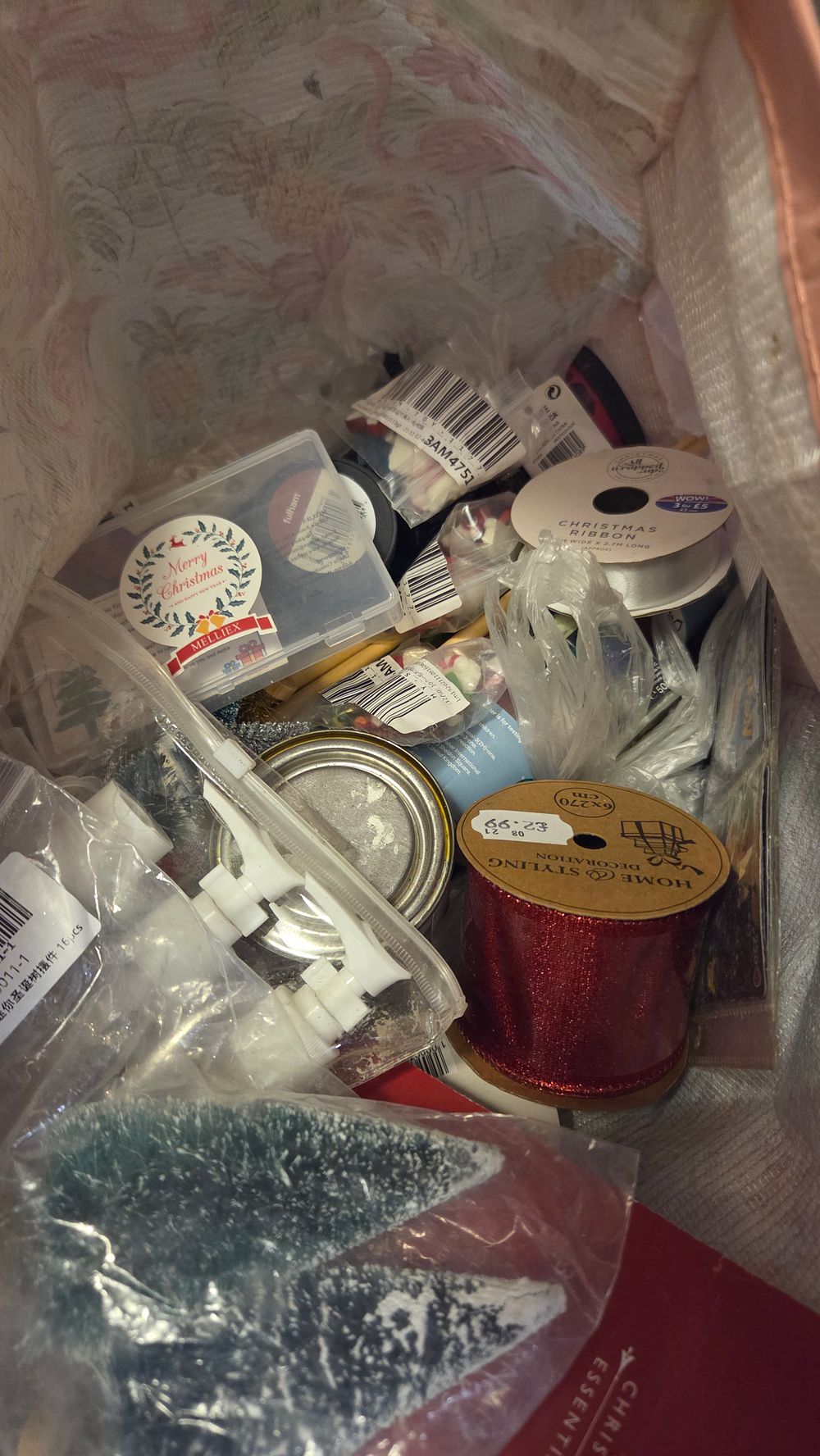Lot 366 – A Collection of Household Paints and Crafting Items