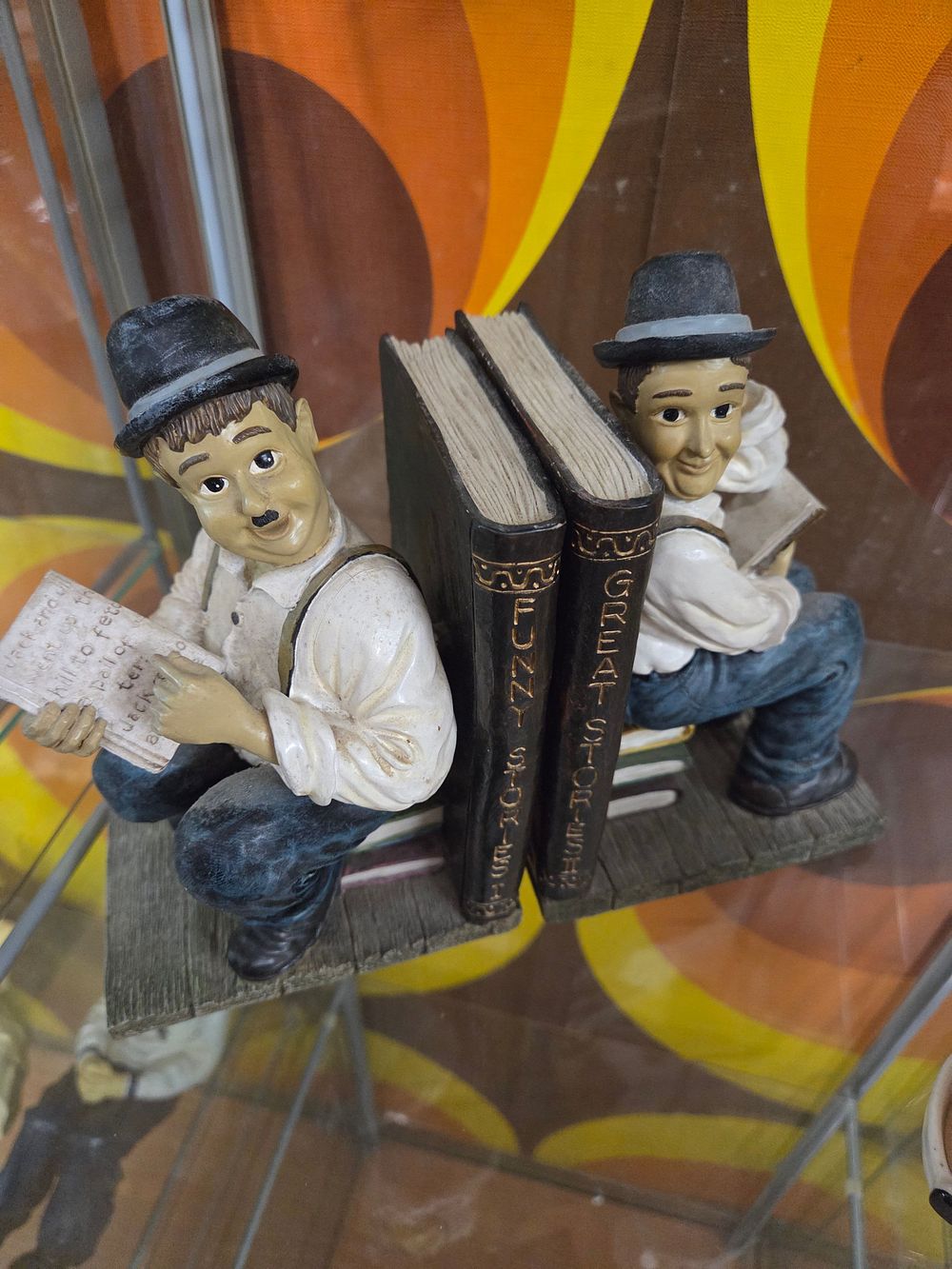 Lot 630 – A Pair of Laurel and Hardy Bookends