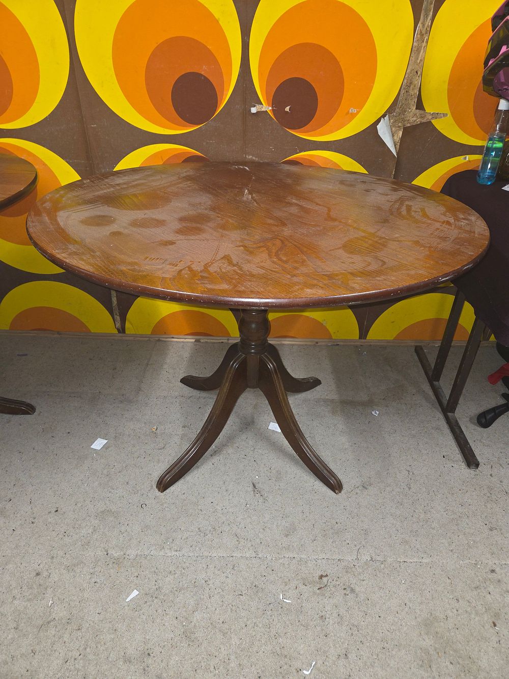 Lot 411 – Round Dark Brown Wood Pedestal Table